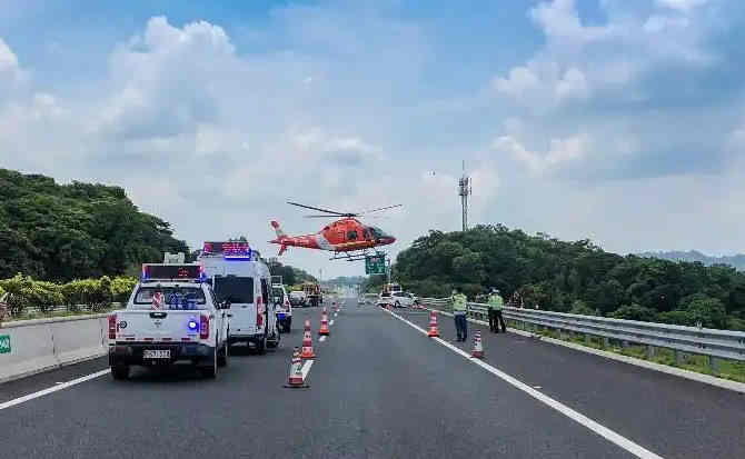 漳浦高速公路汽车救援案例